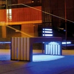 Bank PLAZA mit LED